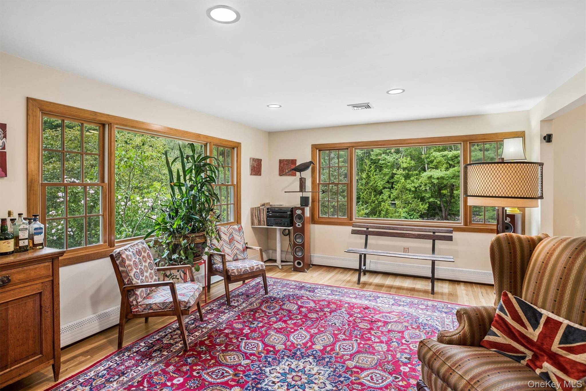 212 Old Albany Post RD, Garrison, NY 10524
