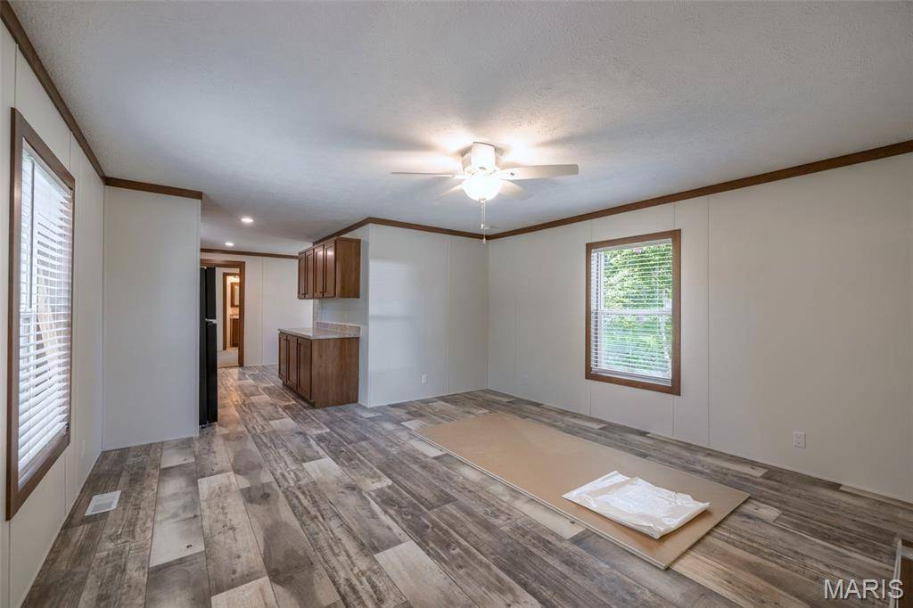 140 Prairie ST, Truxton, MO 63381