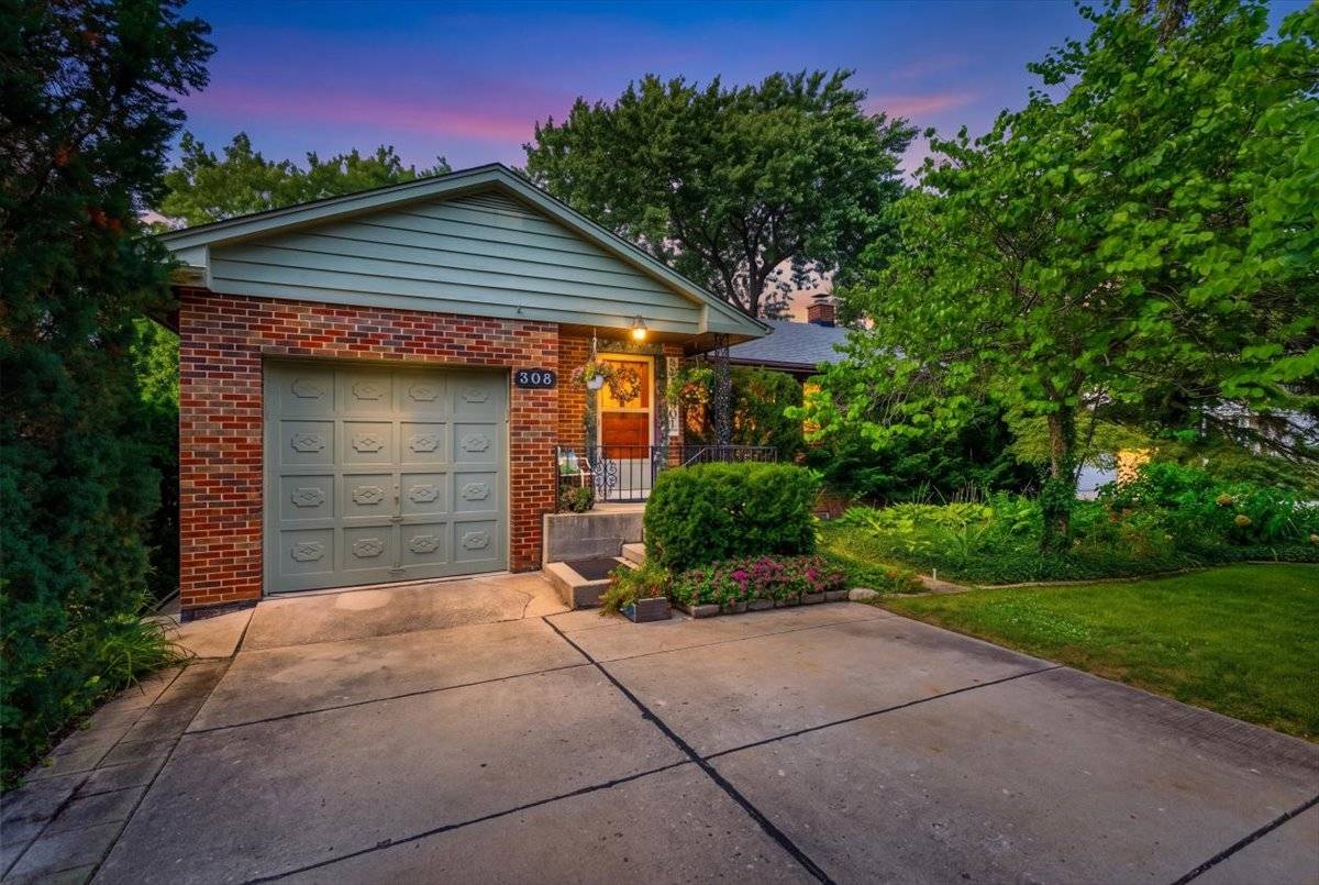 308 Sheldon AVE, Downers Grove, IL 60515