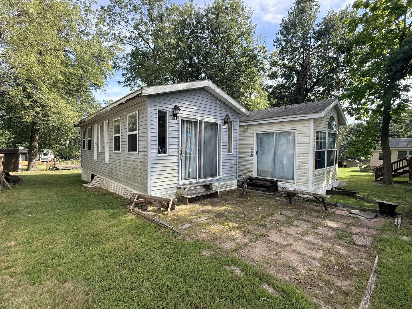6-124 Woodhaven Lakes, Sublette, IL 61367
