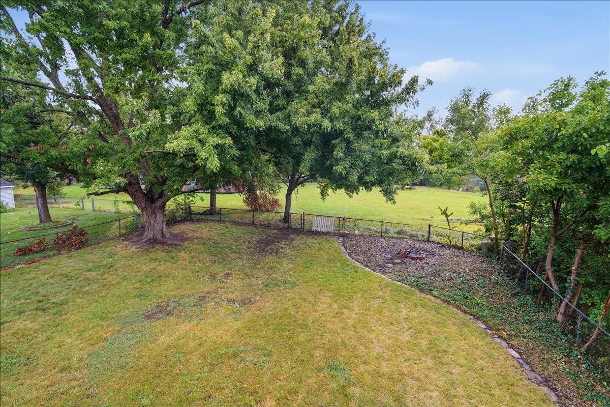 1416 N Hershey RD, Bloomington, IL 61704