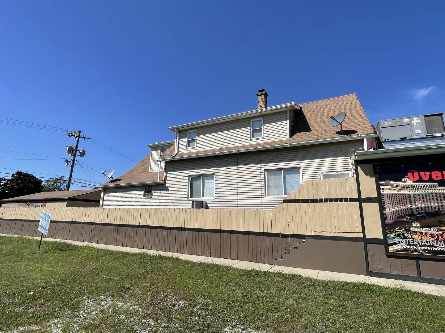 714 Broadway AVE #REAR, Melrose Park, IL 60160