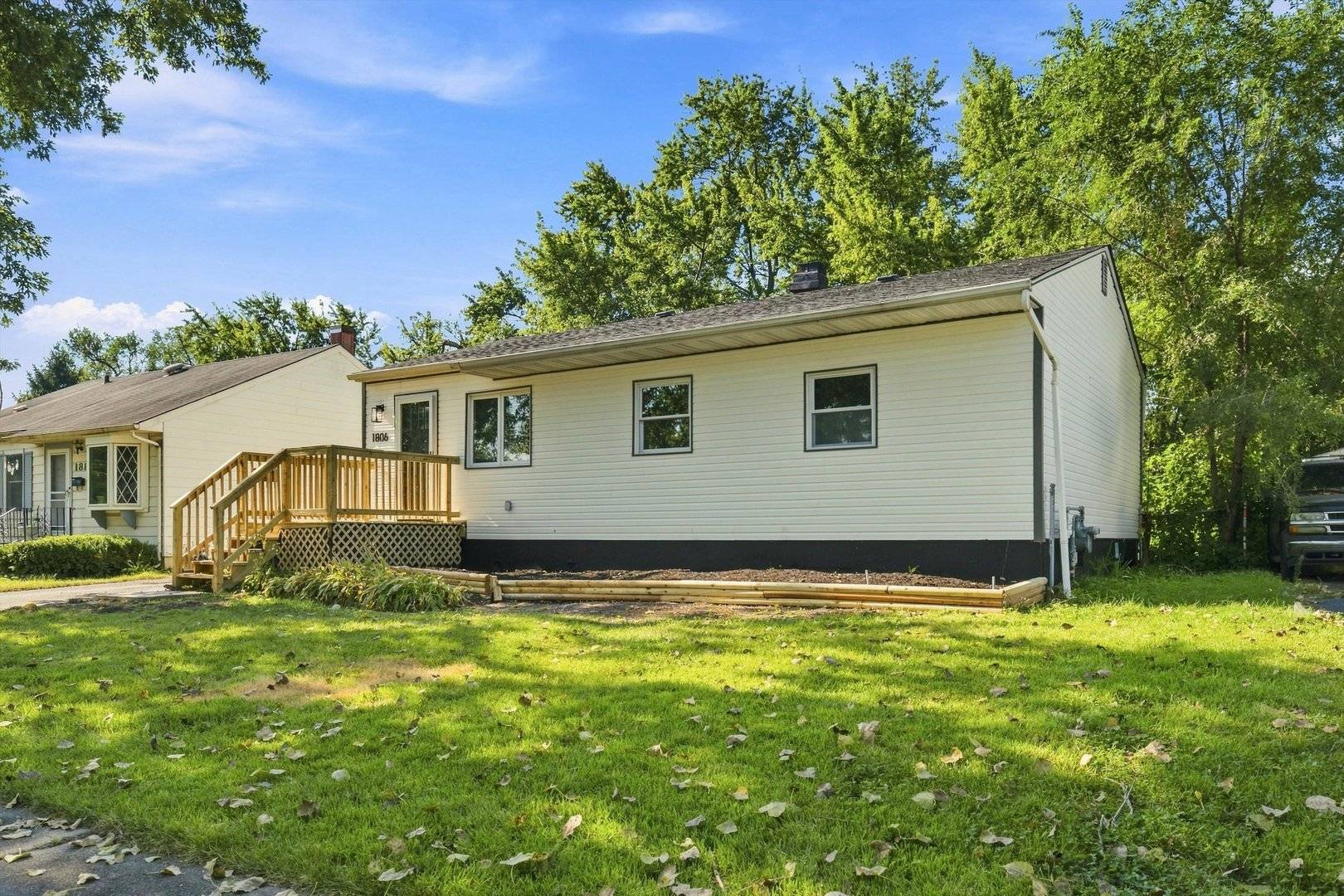 1806 222nd PL, Sauk Village, IL 60411