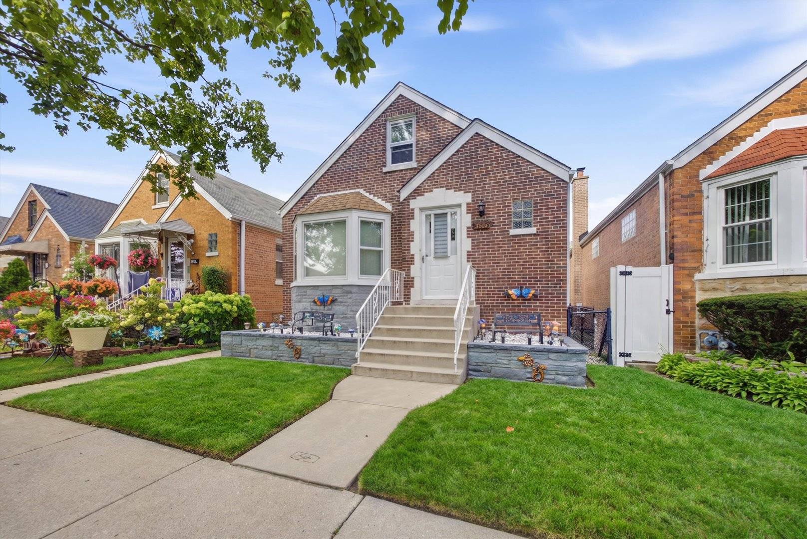 3804 S 59th CT, Cicero, IL 60804