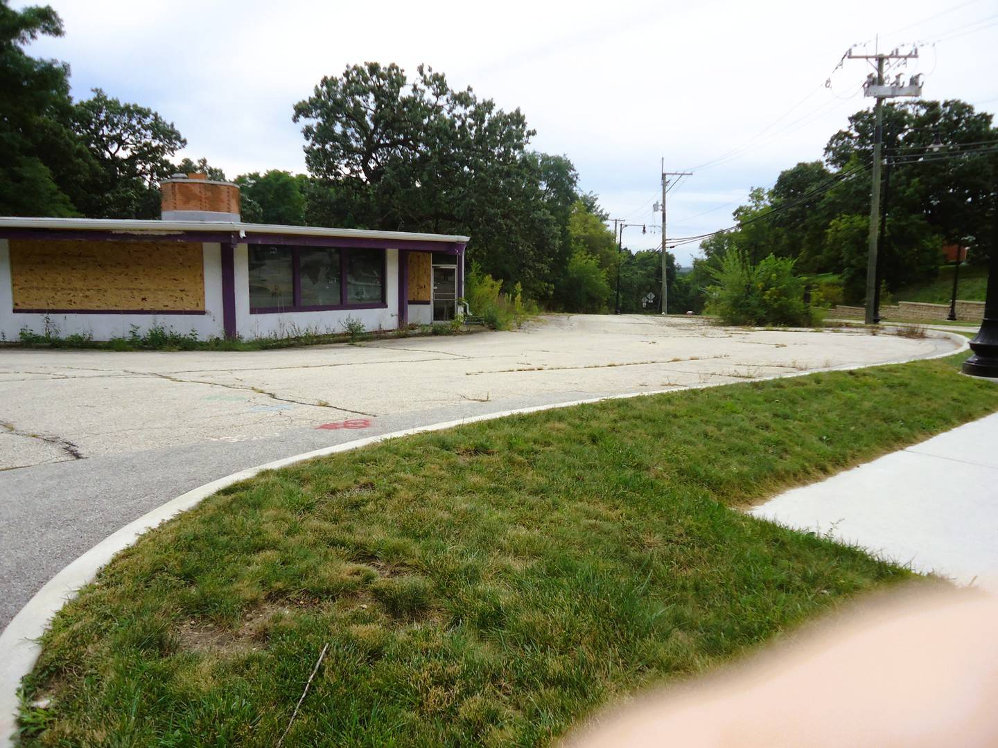 901-915 Cary RD, Algonquin, IL 60102