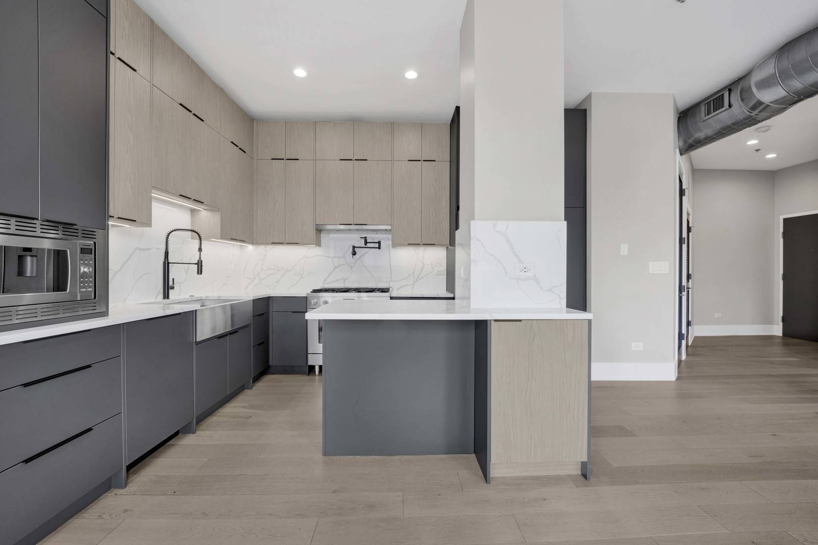 23 N Green ST #303, Chicago, IL 60607