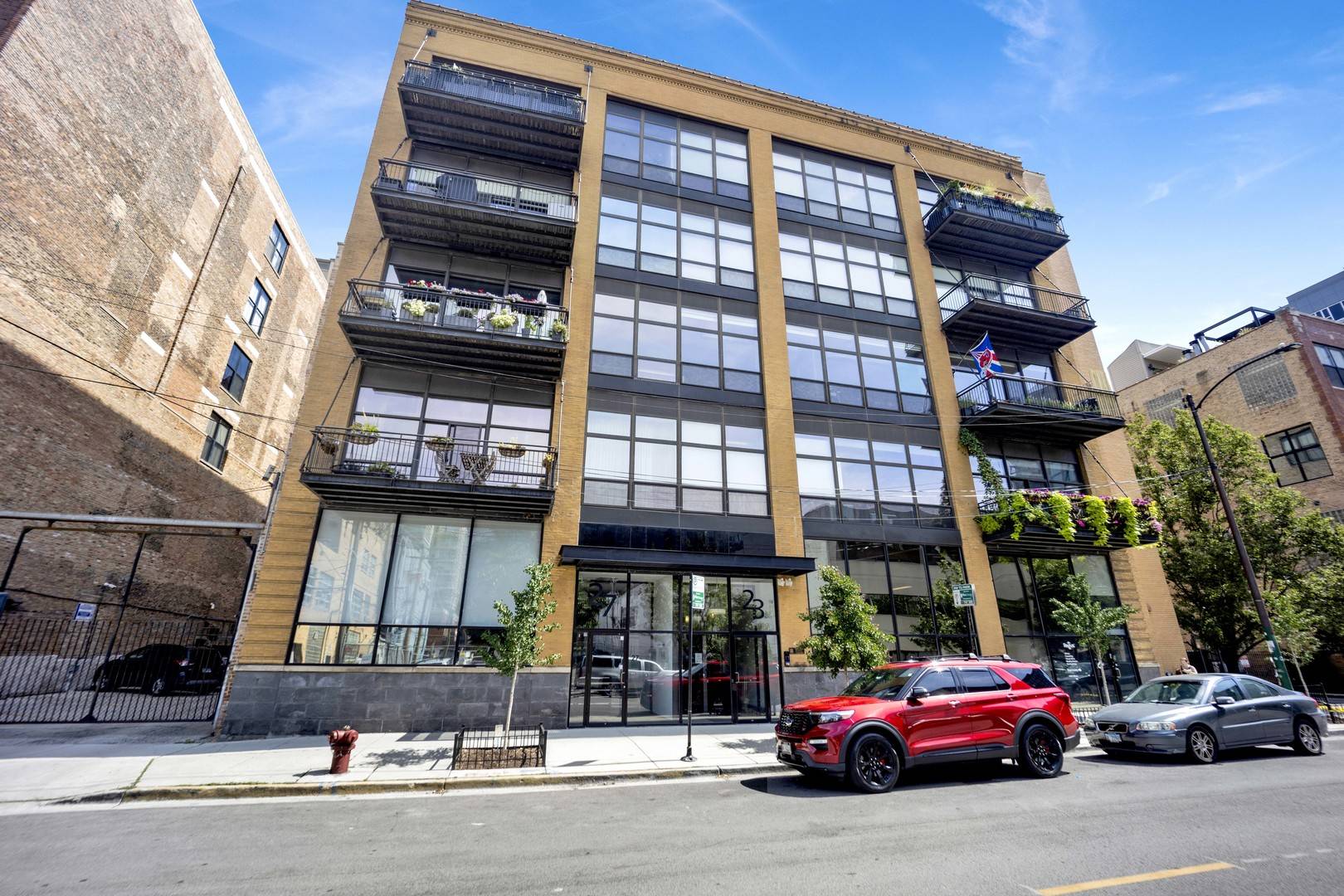 23 N Green ST #303, Chicago, IL 60607