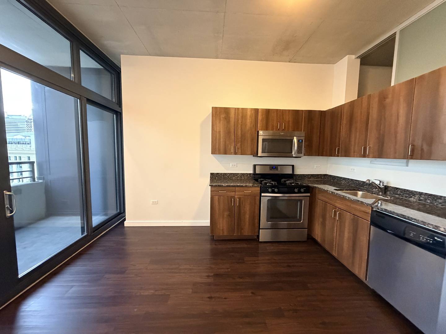 235 W VAN BUREN ST #2819, Chicago, IL 60607