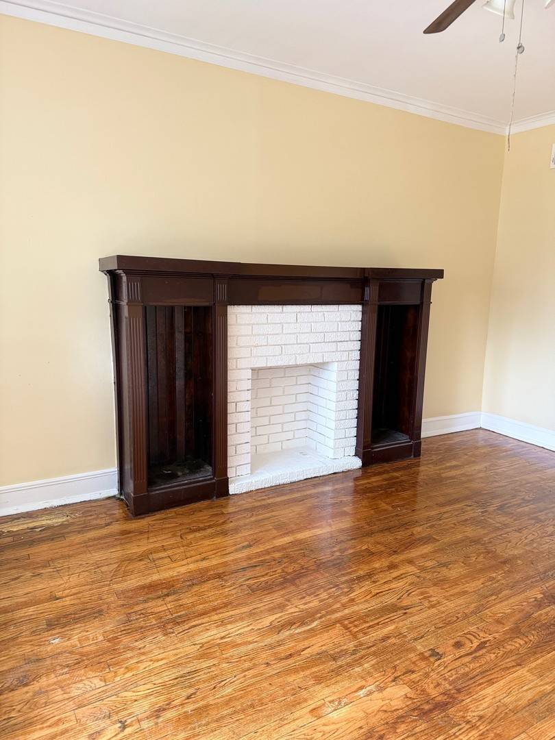5703 S Emerald AVE #2, Chicago, IL 60621
