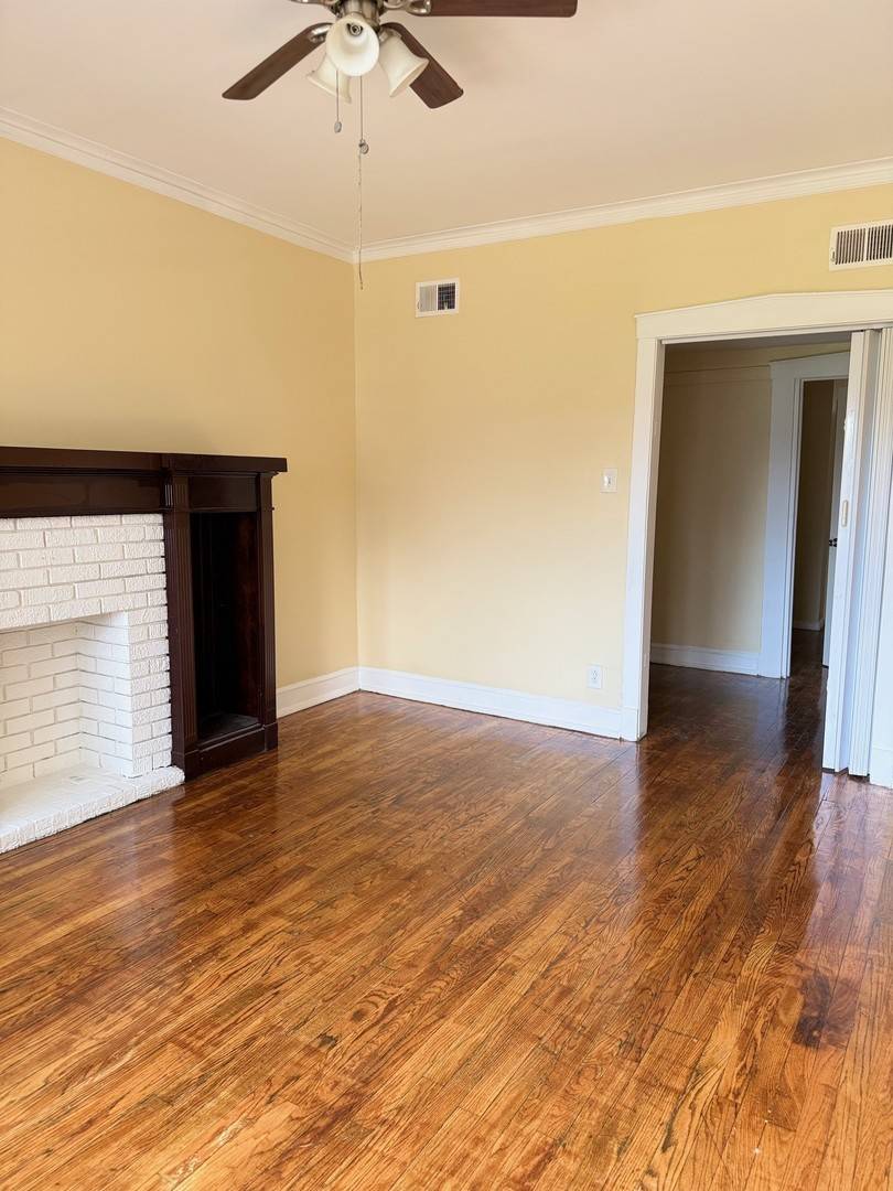 5703 S Emerald AVE #2, Chicago, IL 60621
