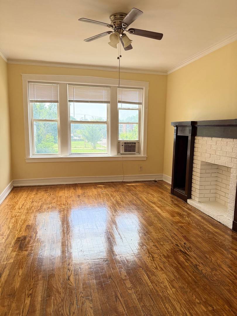 5703 S Emerald AVE #2, Chicago, IL 60621