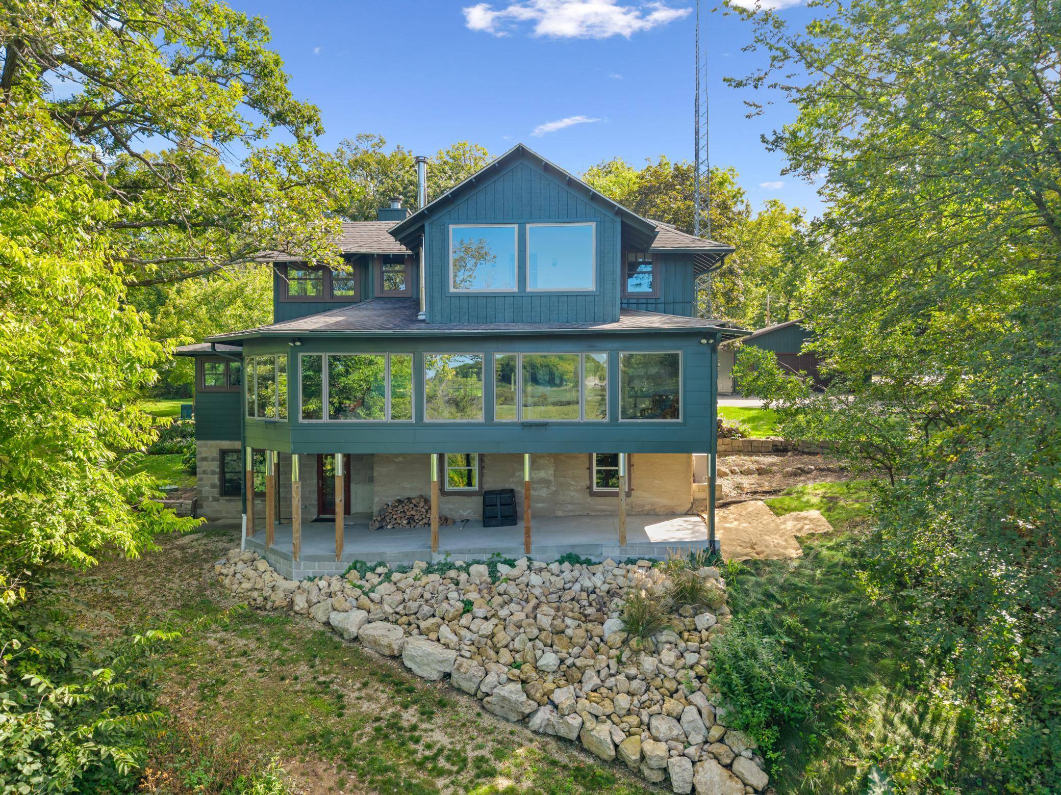 15 2nd AVE SW, Oronoco, MN 55960