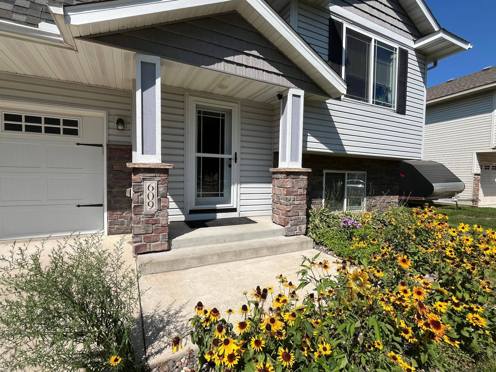 609 Ingalls DR, Buffalo, MN 55313