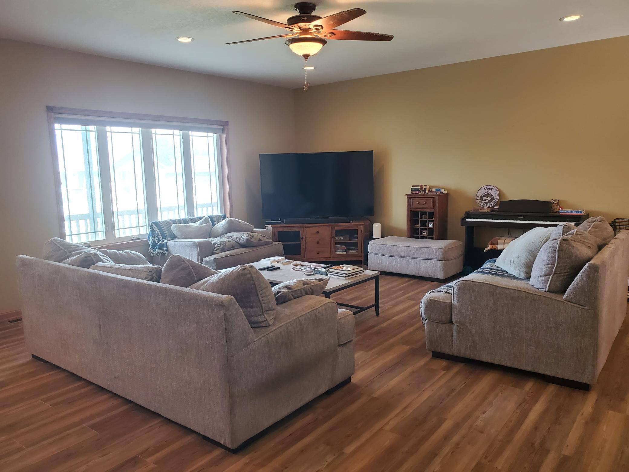 2327 Lake AVE, New Ulm, MN 56073