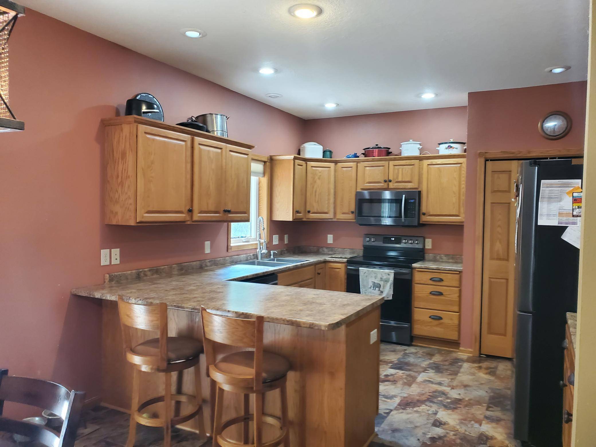 2327 Lake AVE, New Ulm, MN 56073