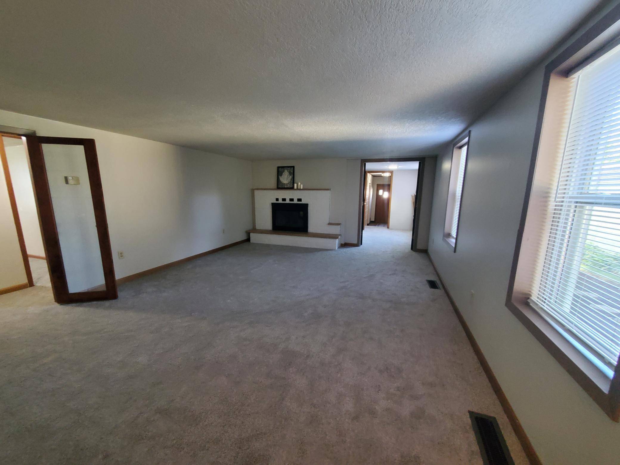 719 N Spring ST, New Ulm, MN 56073