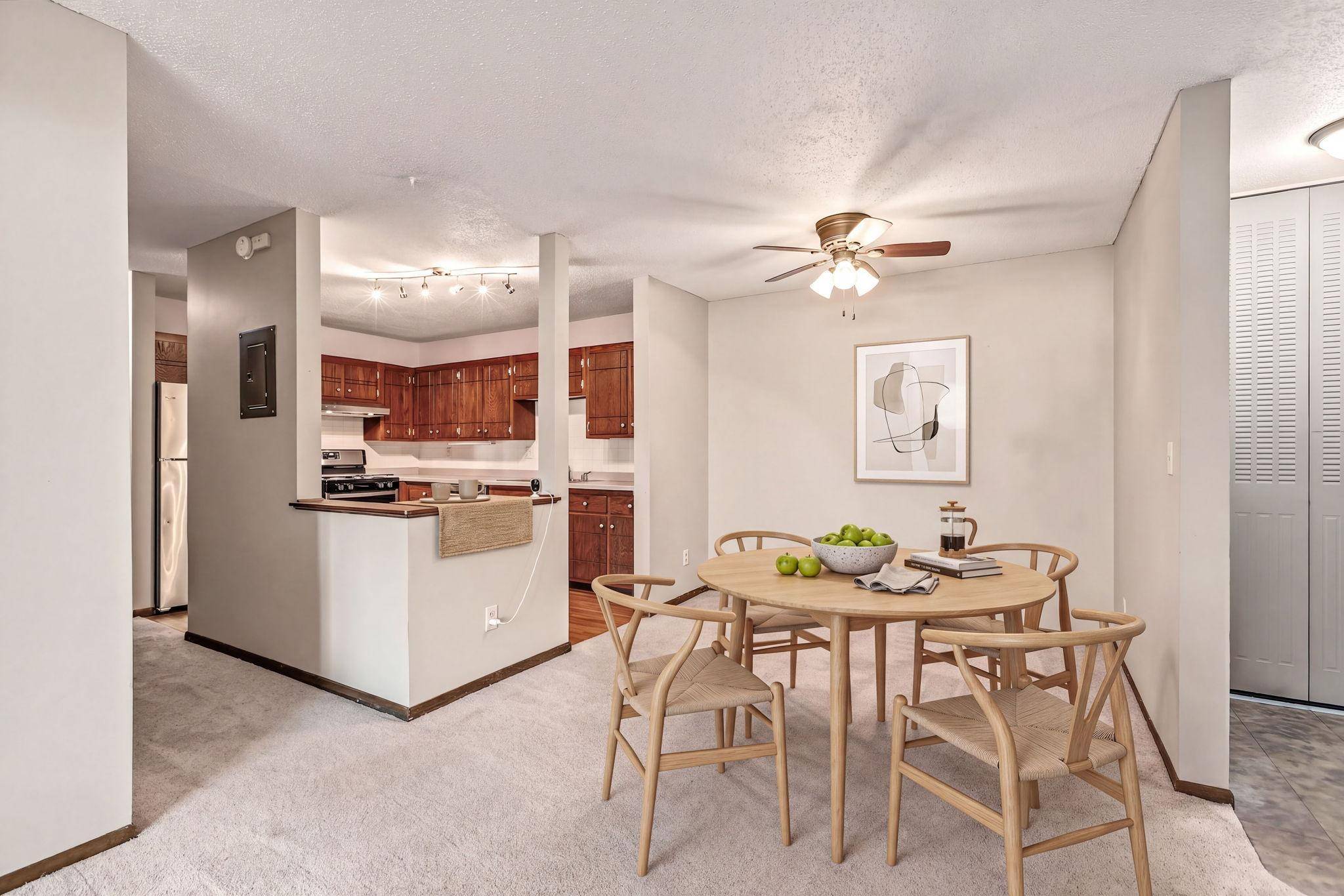 3916 Foss RD #104, Saint Anthony, MN 55421