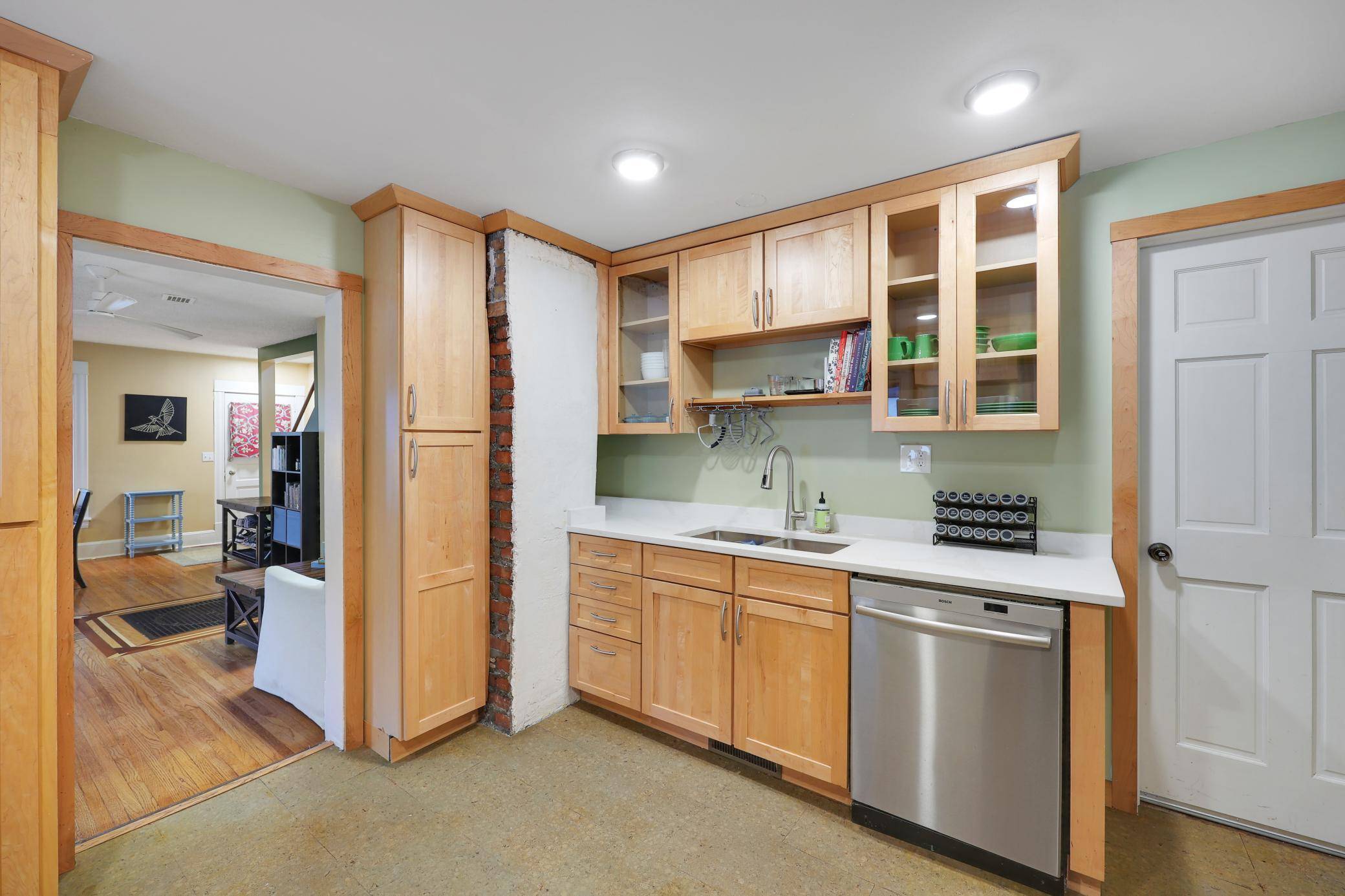 210 W 43rd ST, Minneapolis, MN 55409