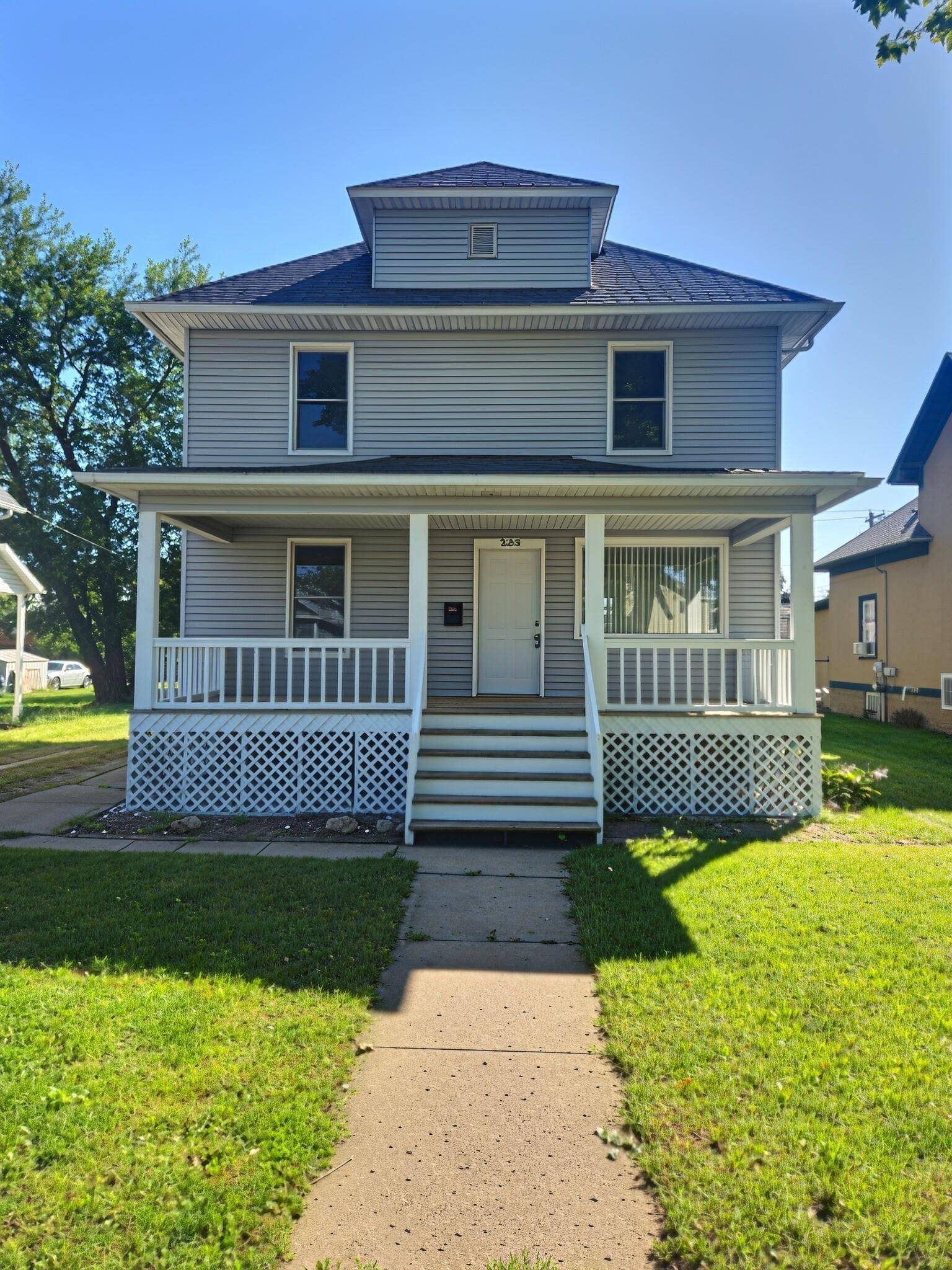 229 S Elm ST, Fairmont, MN 56031
