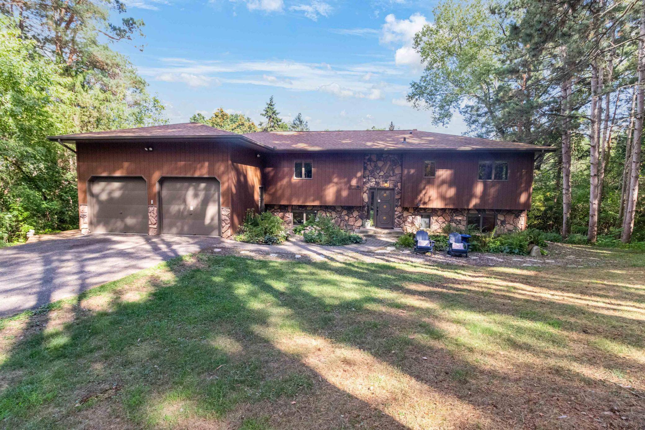 10191 Perkins AVE N, Stillwater, MN 55082