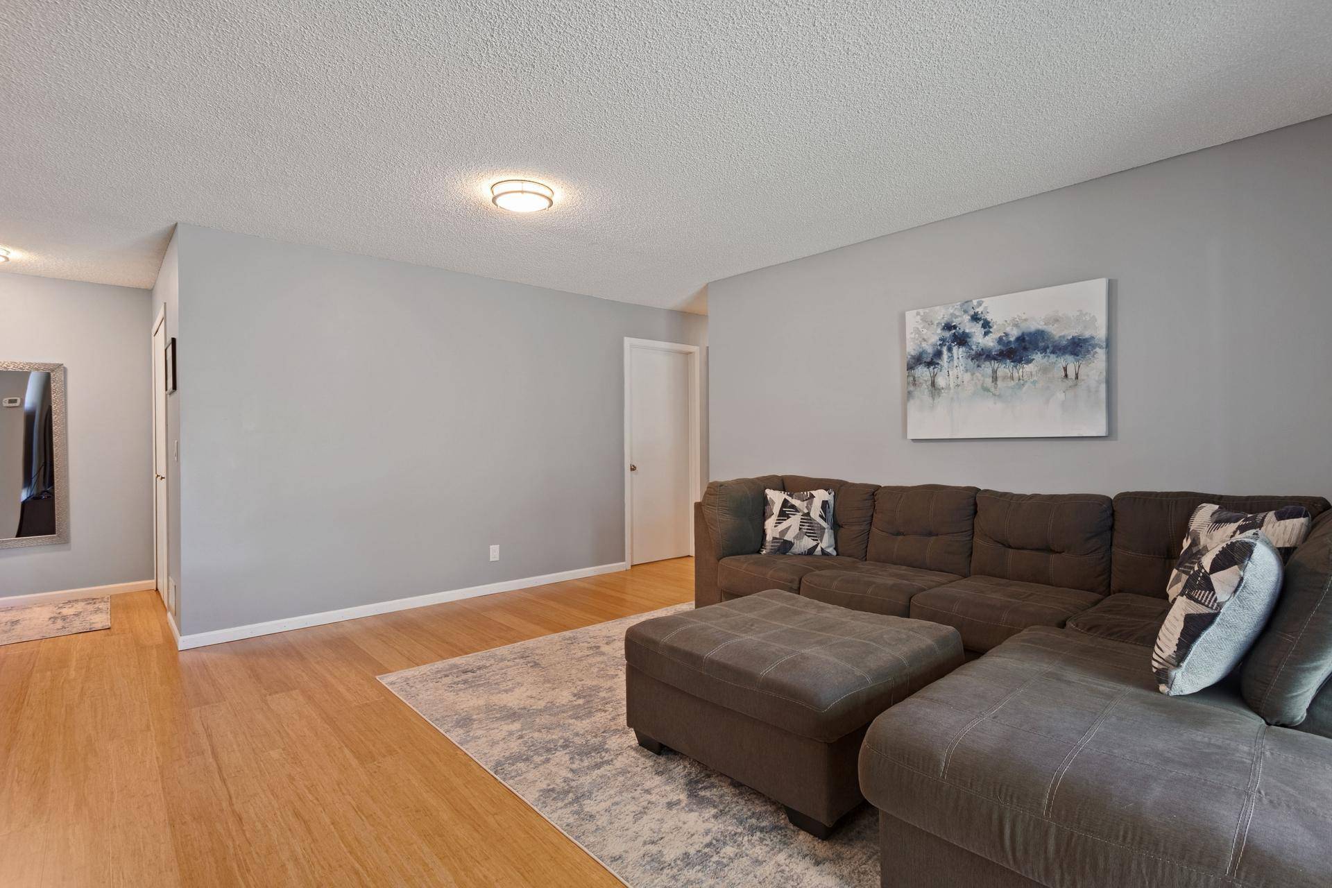 4334 Evergreen DR, Vadnais Heights, MN 55127