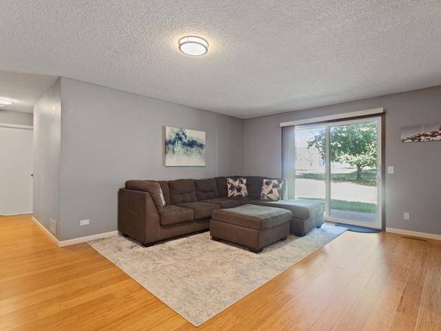 4334 Evergreen DR, Vadnais Heights, MN 55127