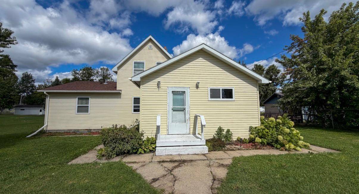 356 Oak ST, Gonvick, MN 56644