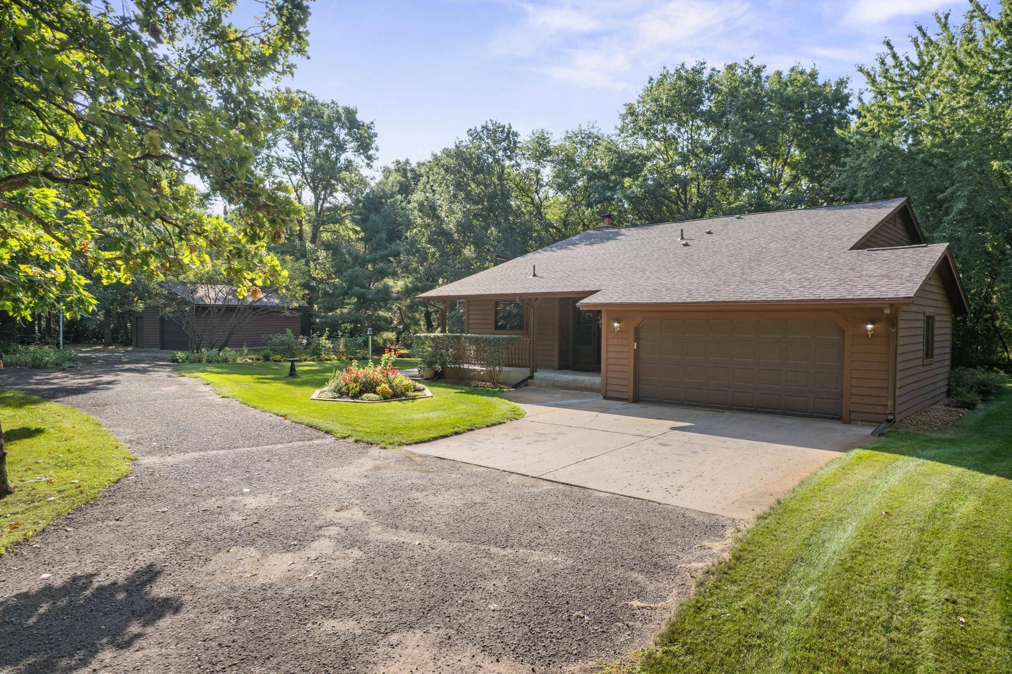 2670 201st AVE NW, Oak Grove, MN 55011