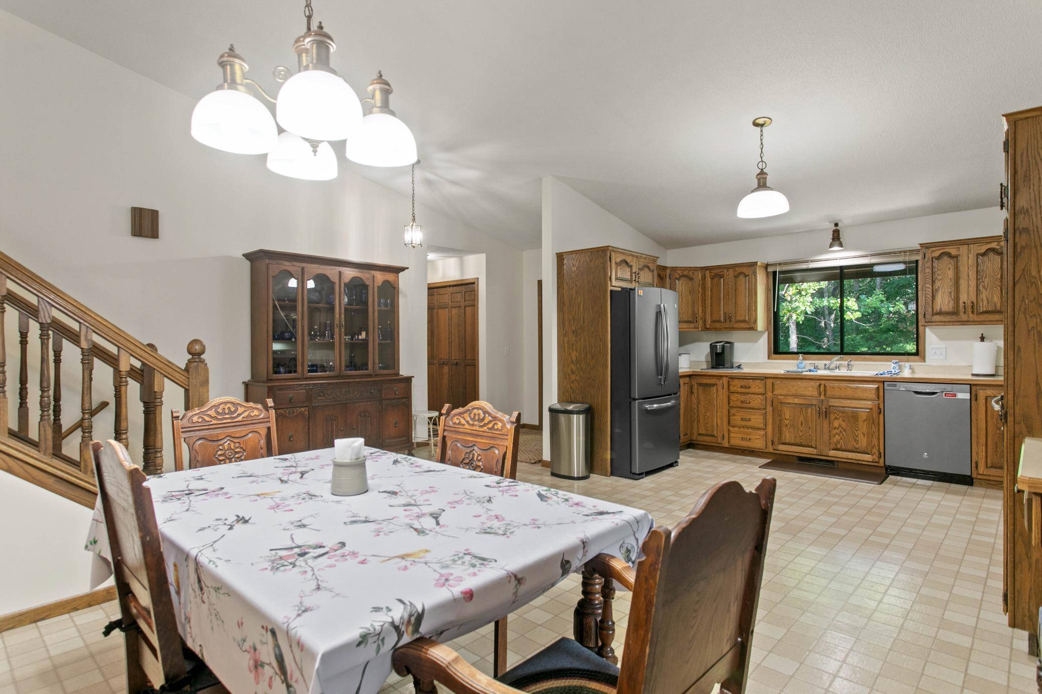 2670 201st AVE NW, Oak Grove, MN 55011