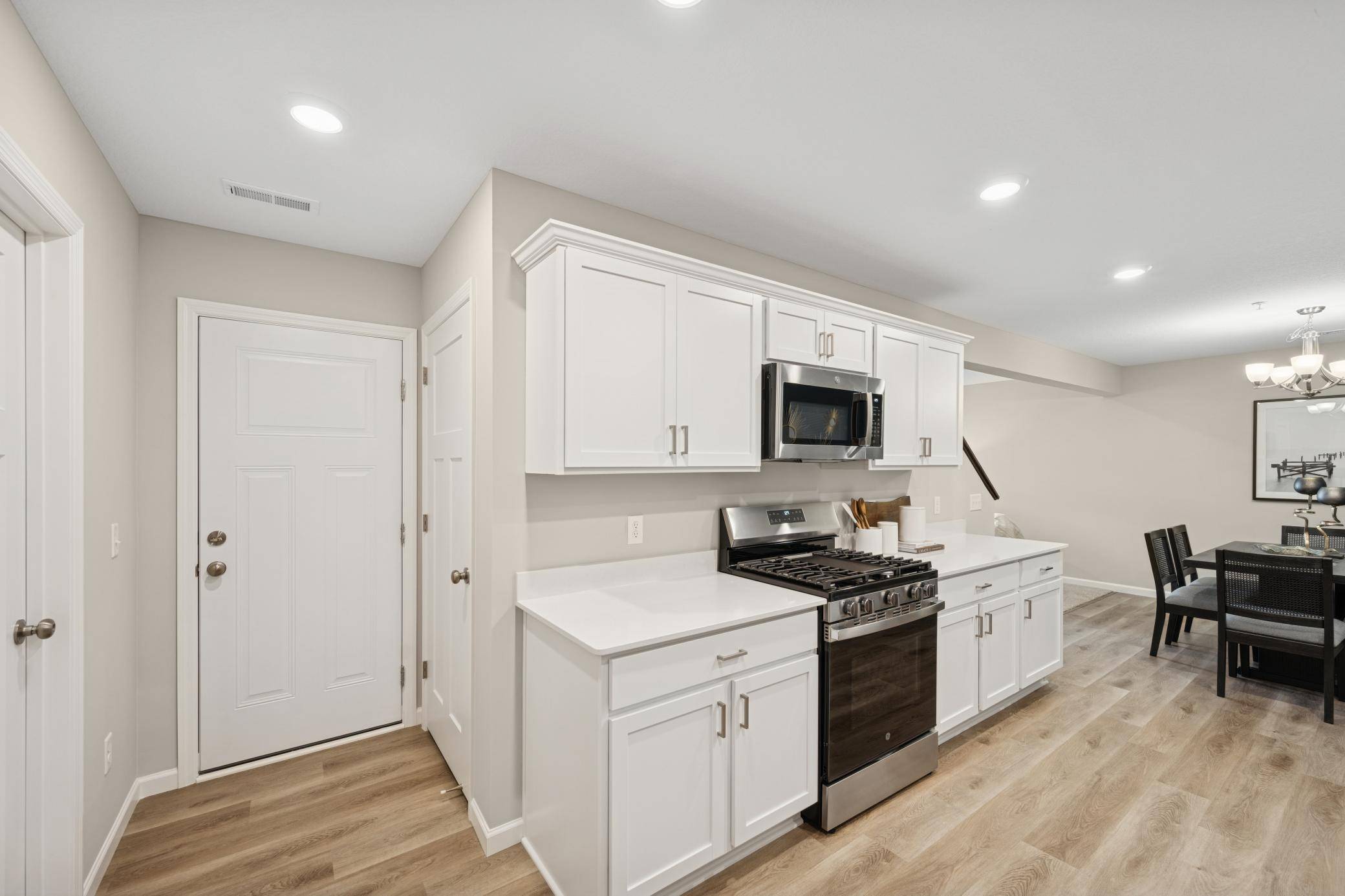 2103 Birch LN, Montrose, MN 55363