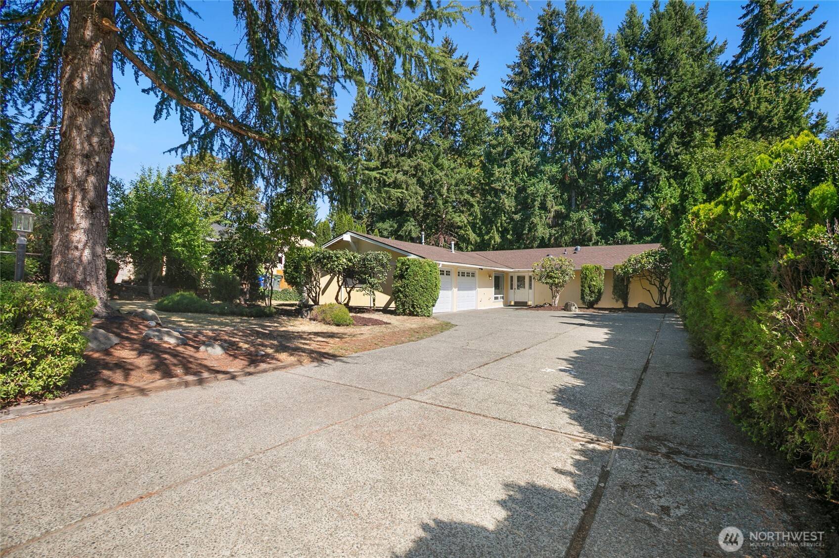 1012 179th PL NE, Bellevue, WA 98008