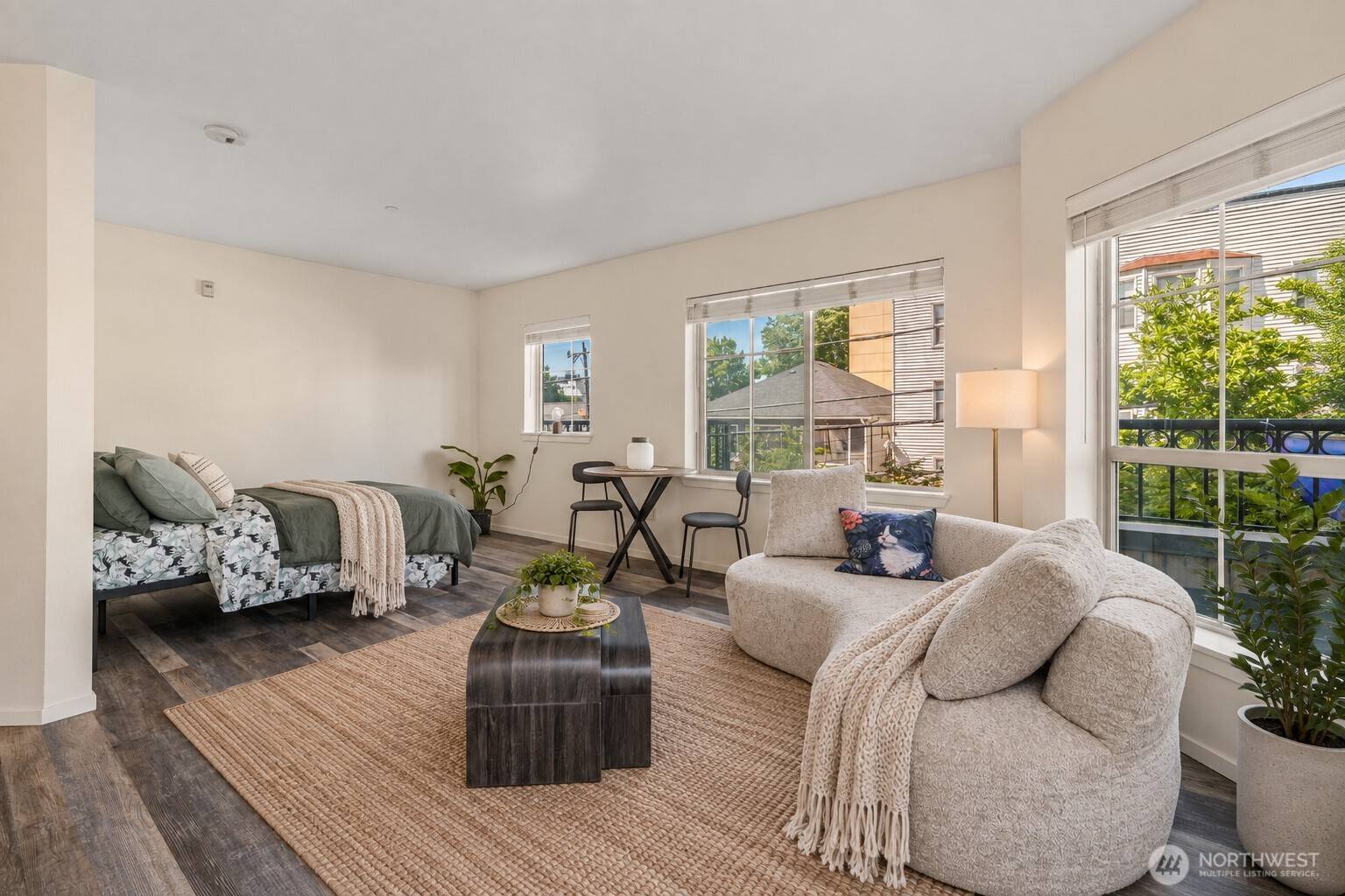 1125 E Olive #202, Seattle, WA 98122