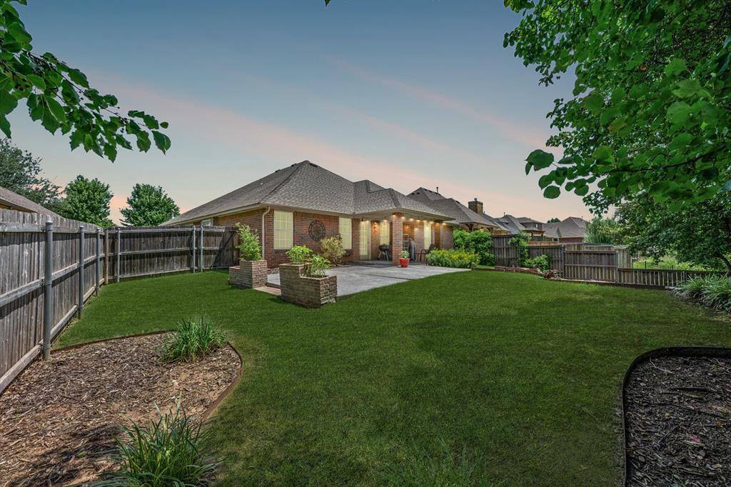 1204 NW 190th PL, Edmond, OK 73012