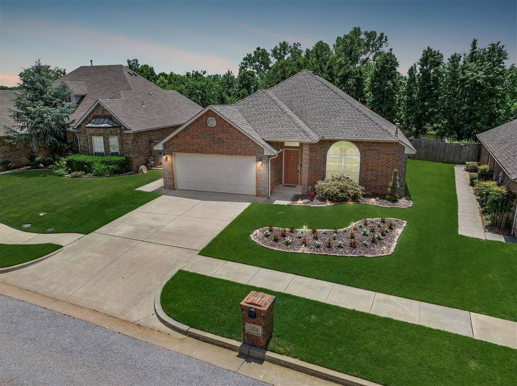 1204 NW 190th PL, Edmond, OK 73012