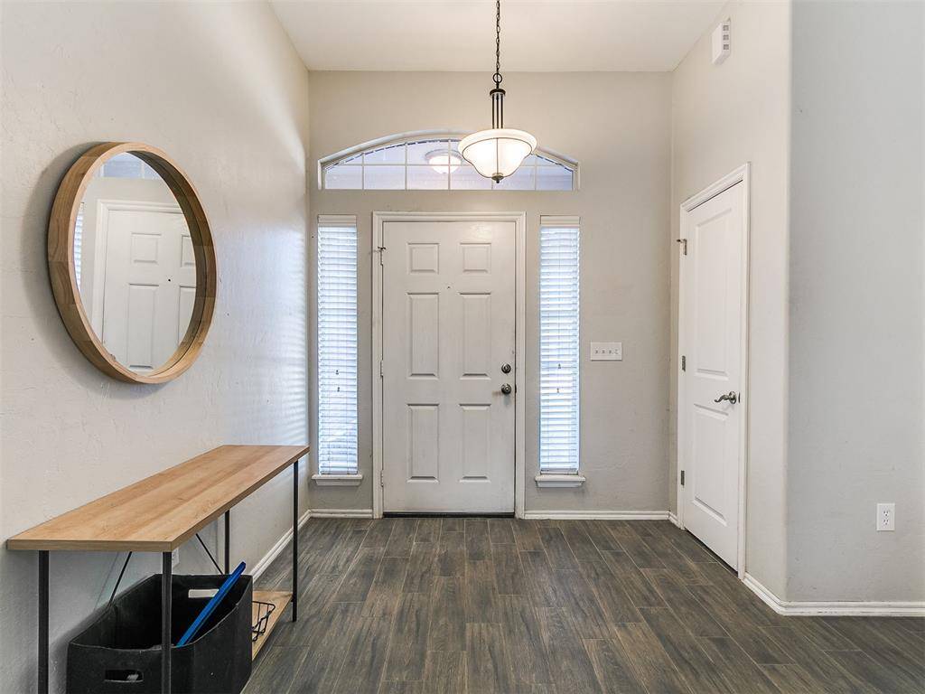 712 Wall CIR, Oklahoma City, OK 73160