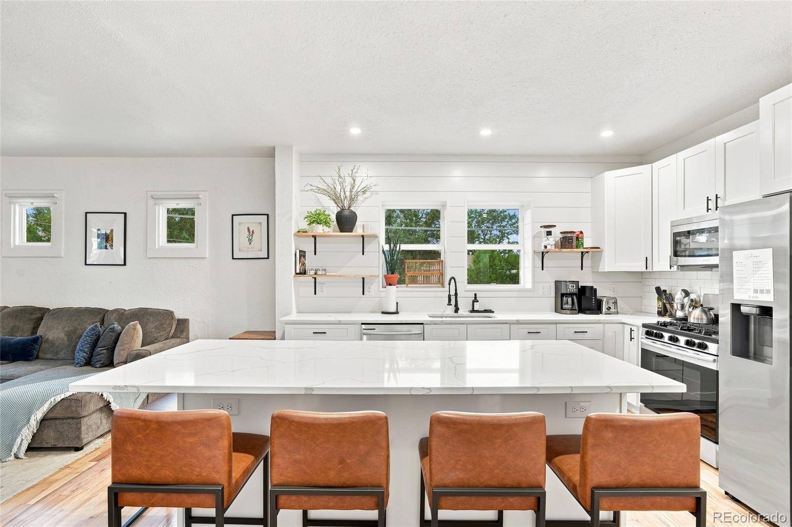 1802 W 39th AVE, Denver, CO 80211