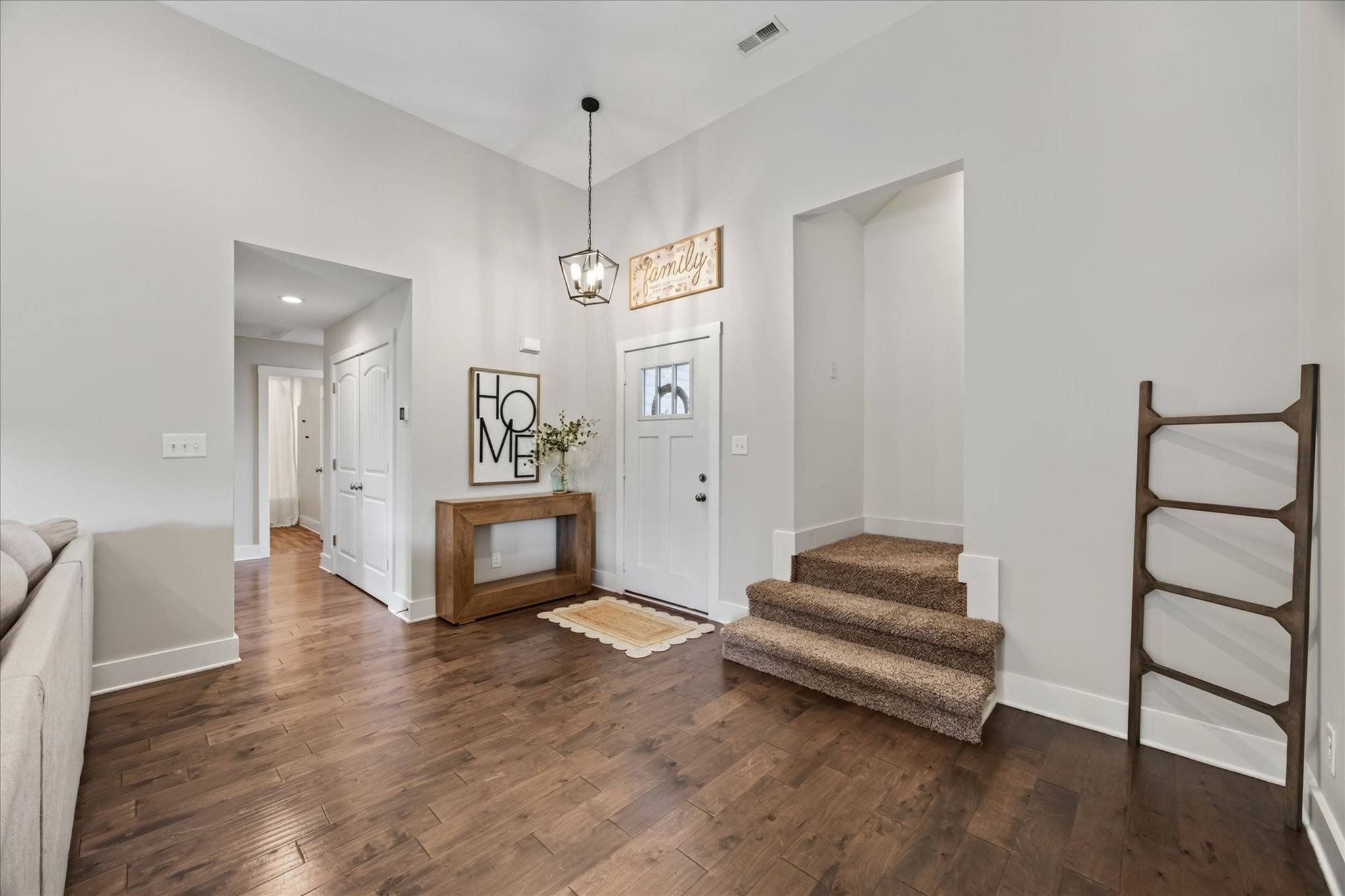 108 Brocket Ct, Clarksville, TN 37040