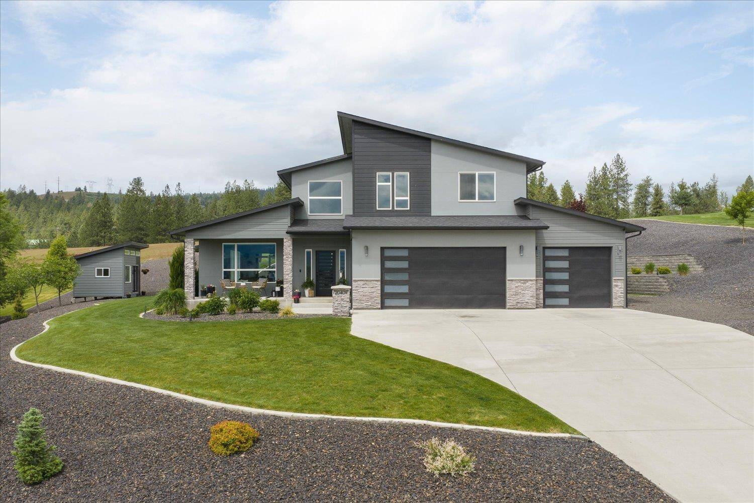 20409 E Happy Trails Ln, Otis Orchards, WA 99027