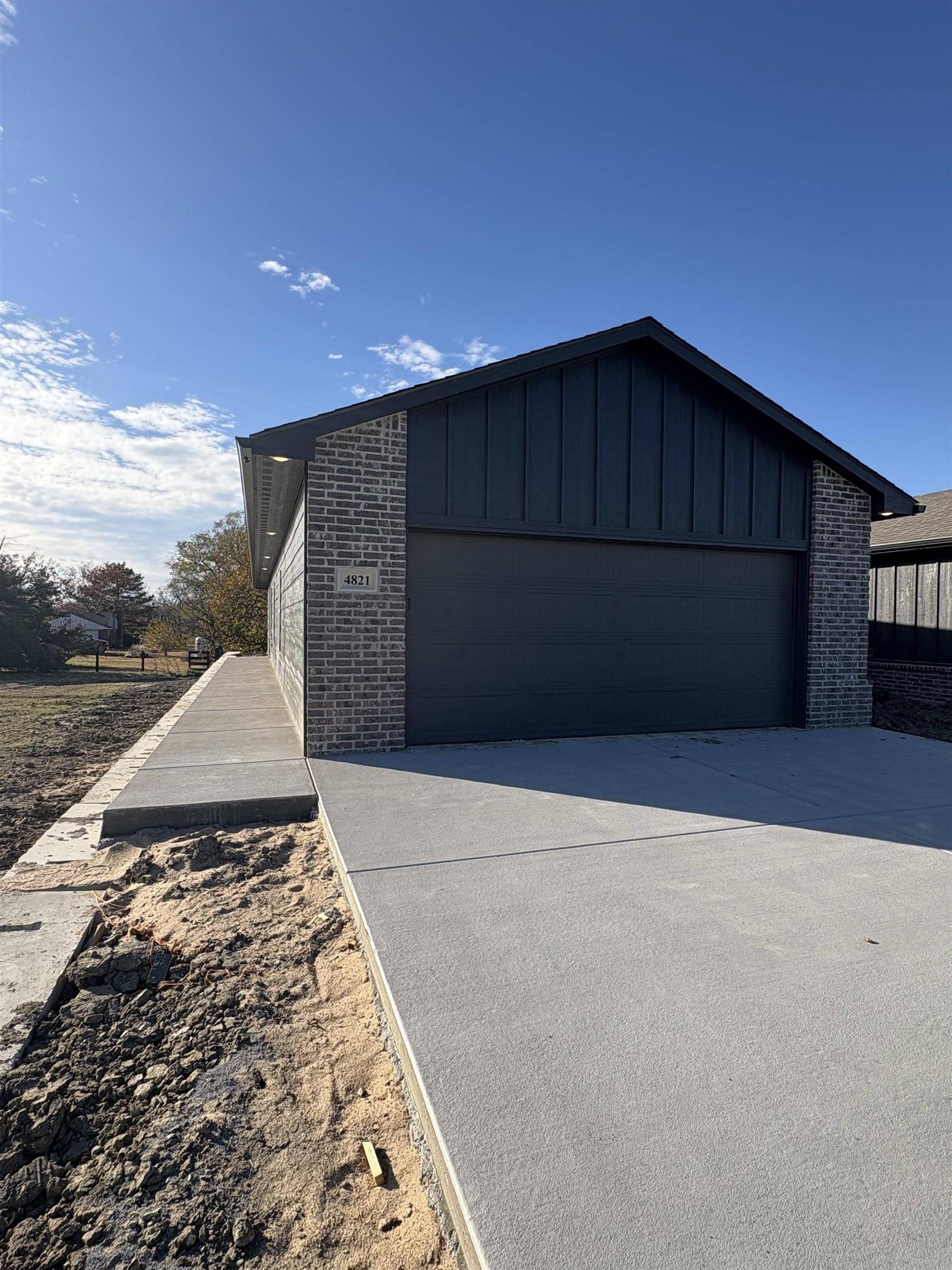 4821 N Vassar St, Wichita, KS 67220