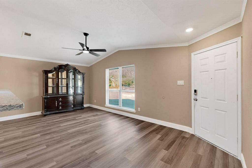 2007 Red Cloud Drive, Dallas, TX 75217
