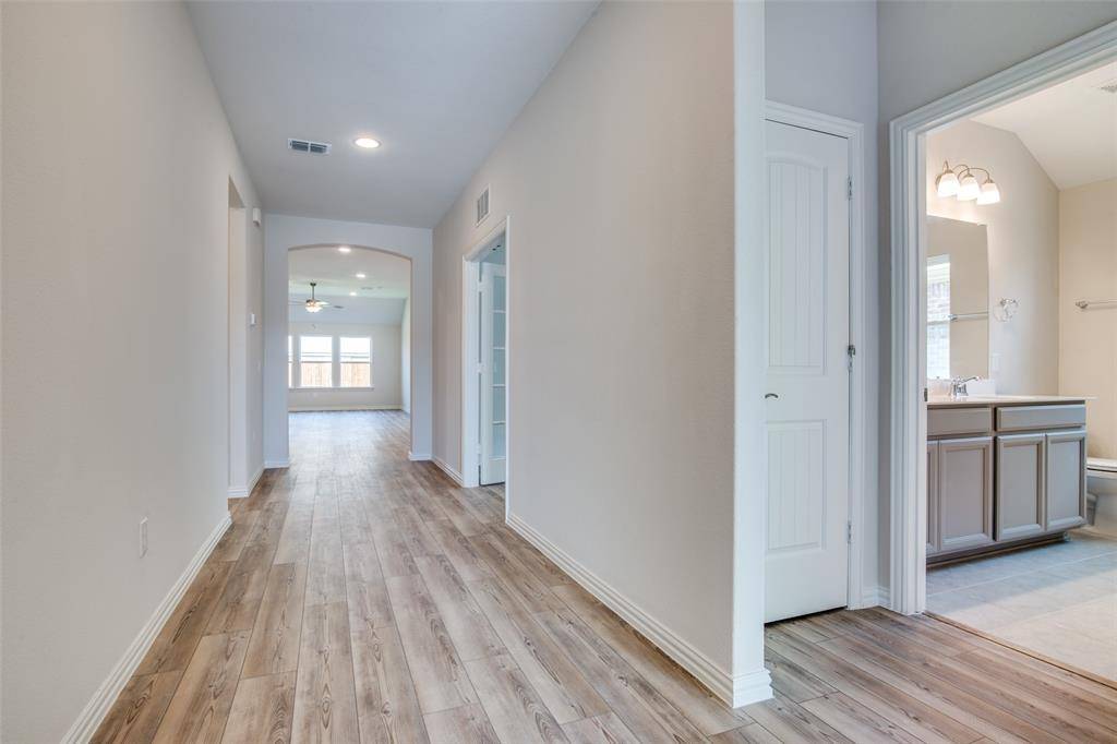 3108 Moldboard Drive, Mckinney, TX 75071