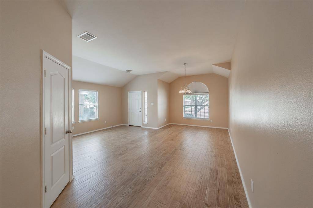4021 Diamond Ridge Drive, Fort Worth, TX 76244