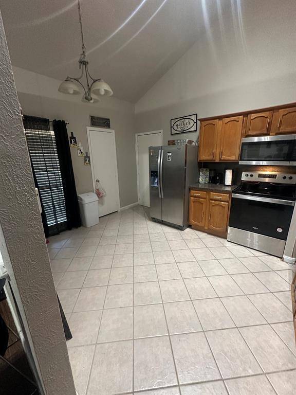 118 London Lane, Glenn Heights, TX 75154
