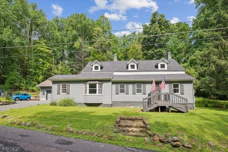 21 Hickory Run Rd, Lebanon Twp., NJ 07830