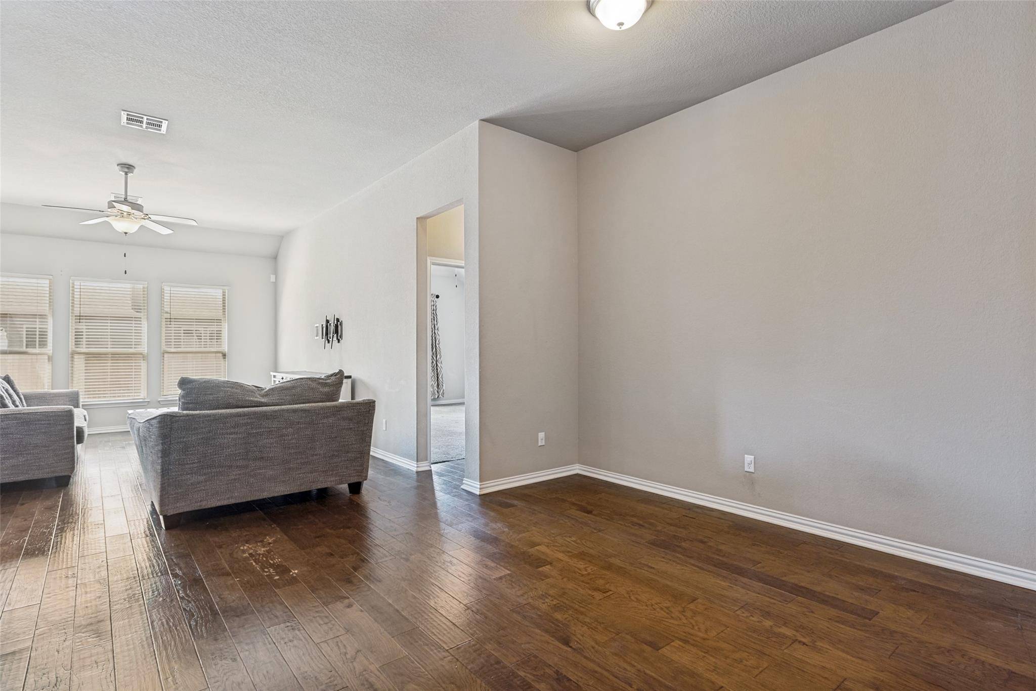 2224 Bonavista WAY, Leander, TX 78641