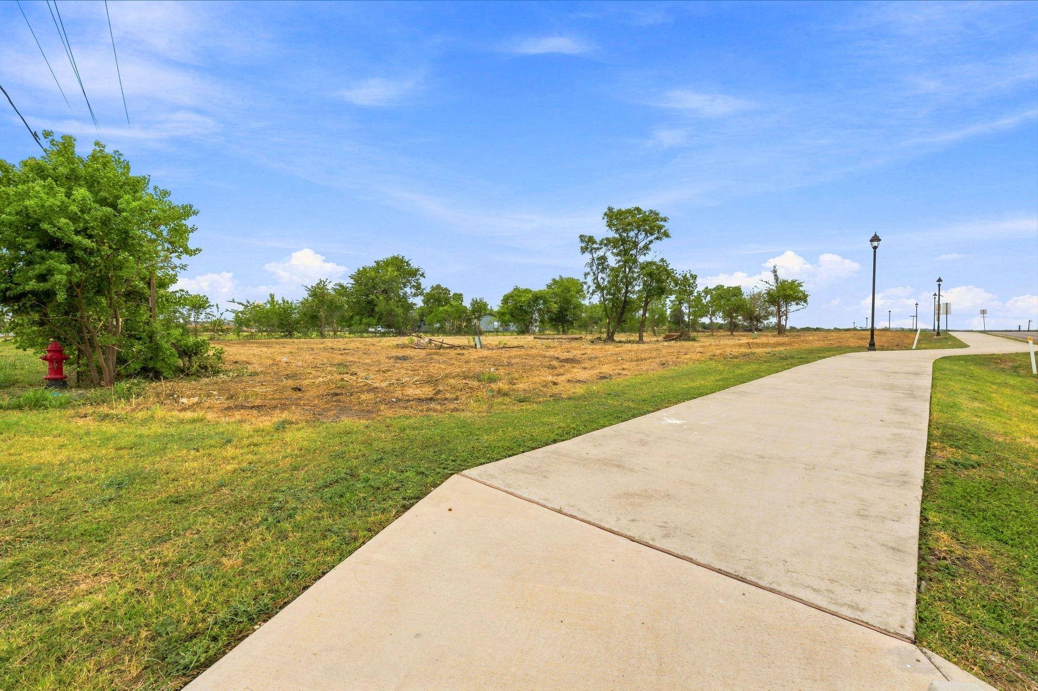 101 Sunflower CIR, Kyle, TX 78640