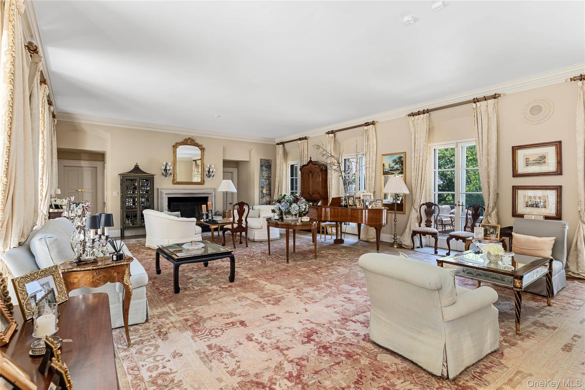 100 Horseshoe RD, Mill Neck, NY 11765