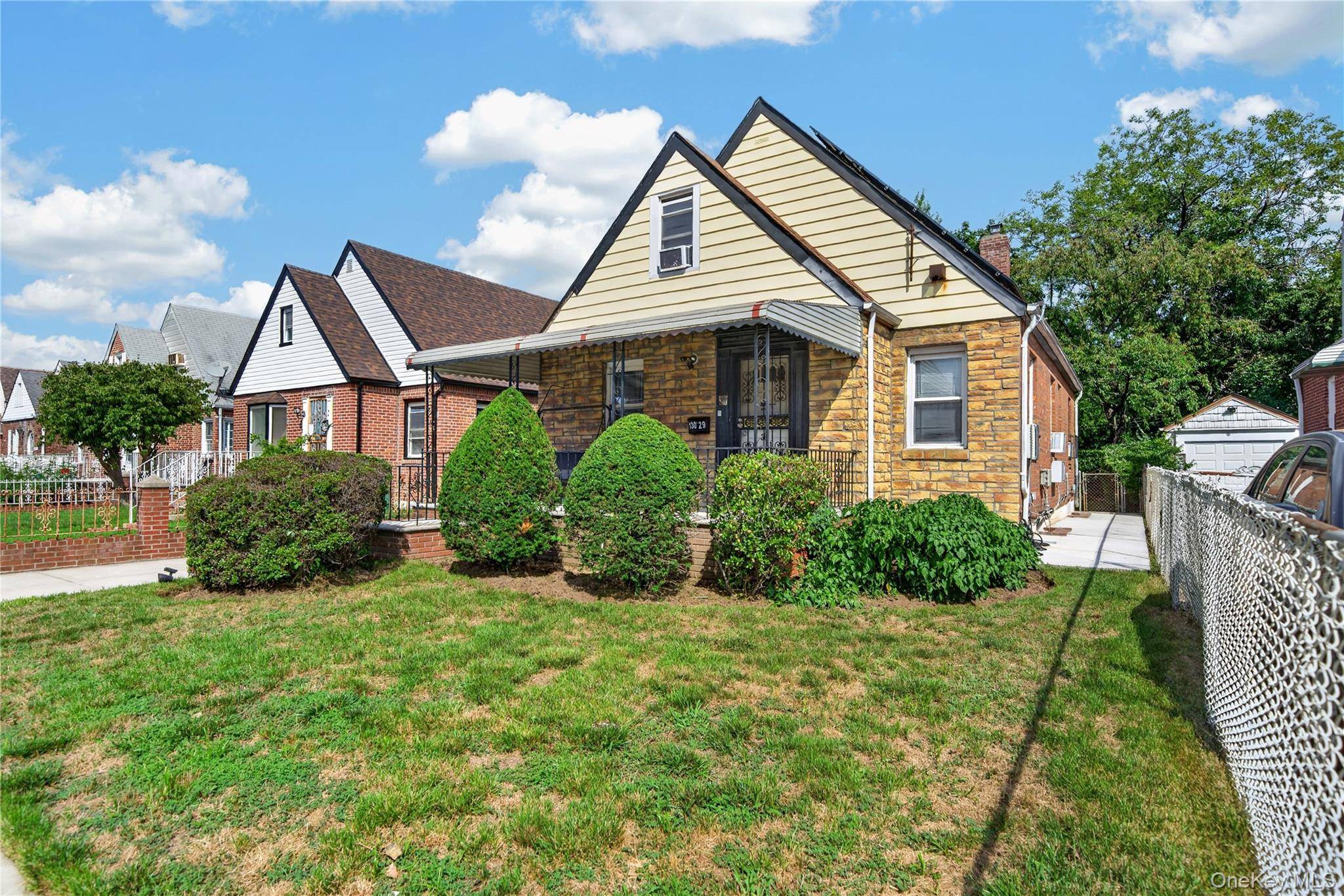 130-29 235th ST, Rosedale, NY 11422