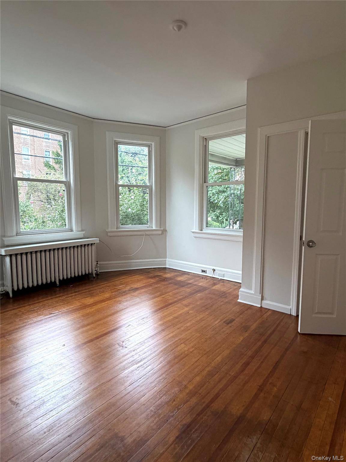 1 Trinity PL, New Rochelle, NY 10805