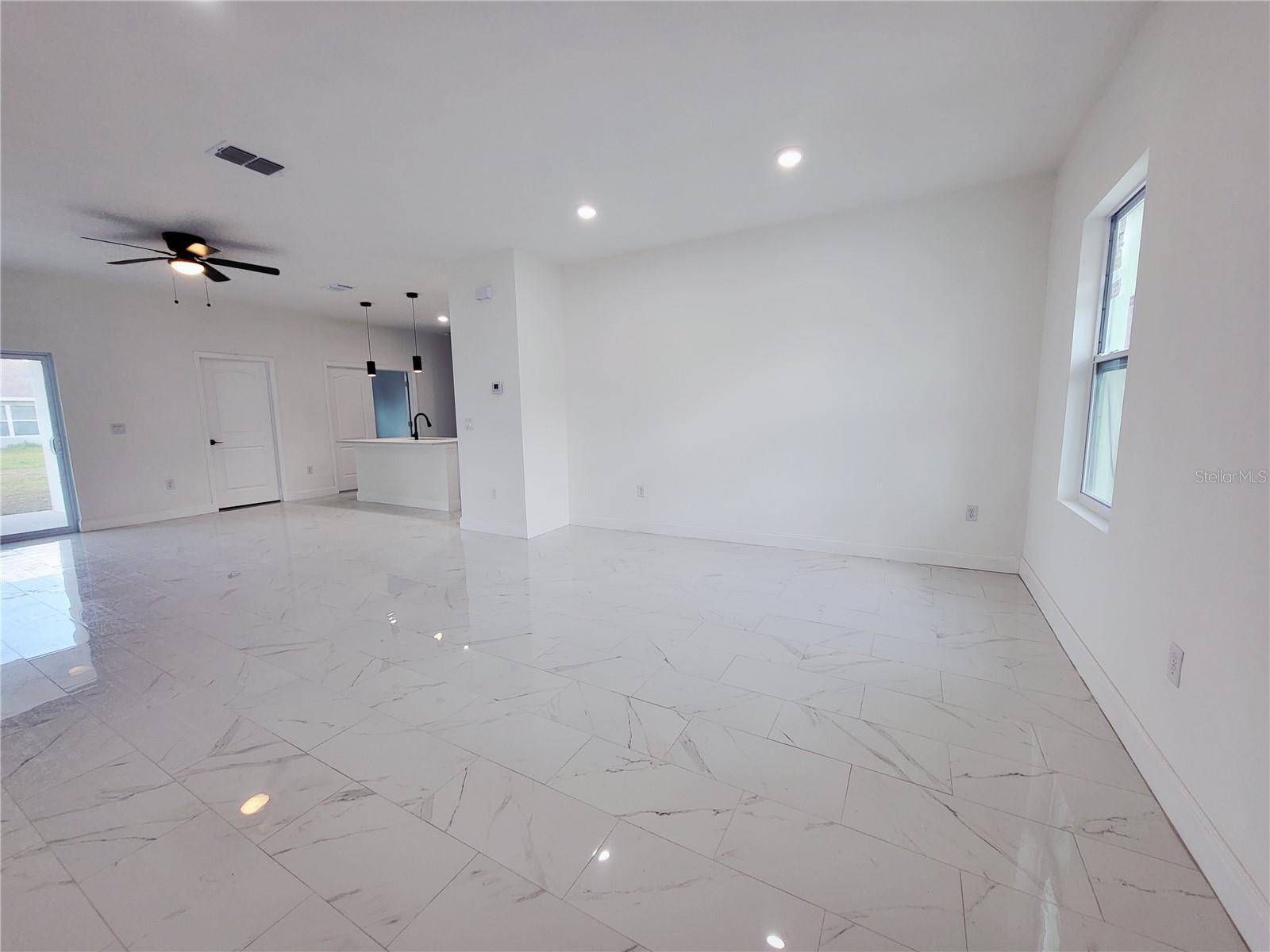 1098 HAMMACHER AVE SW, Palm Bay, FL 32908
